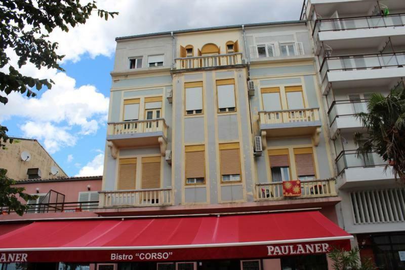 Apartment Dora Crikvenica Luaran gambar